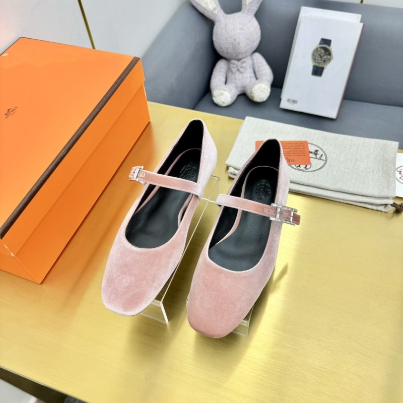 Hermes flat shoes